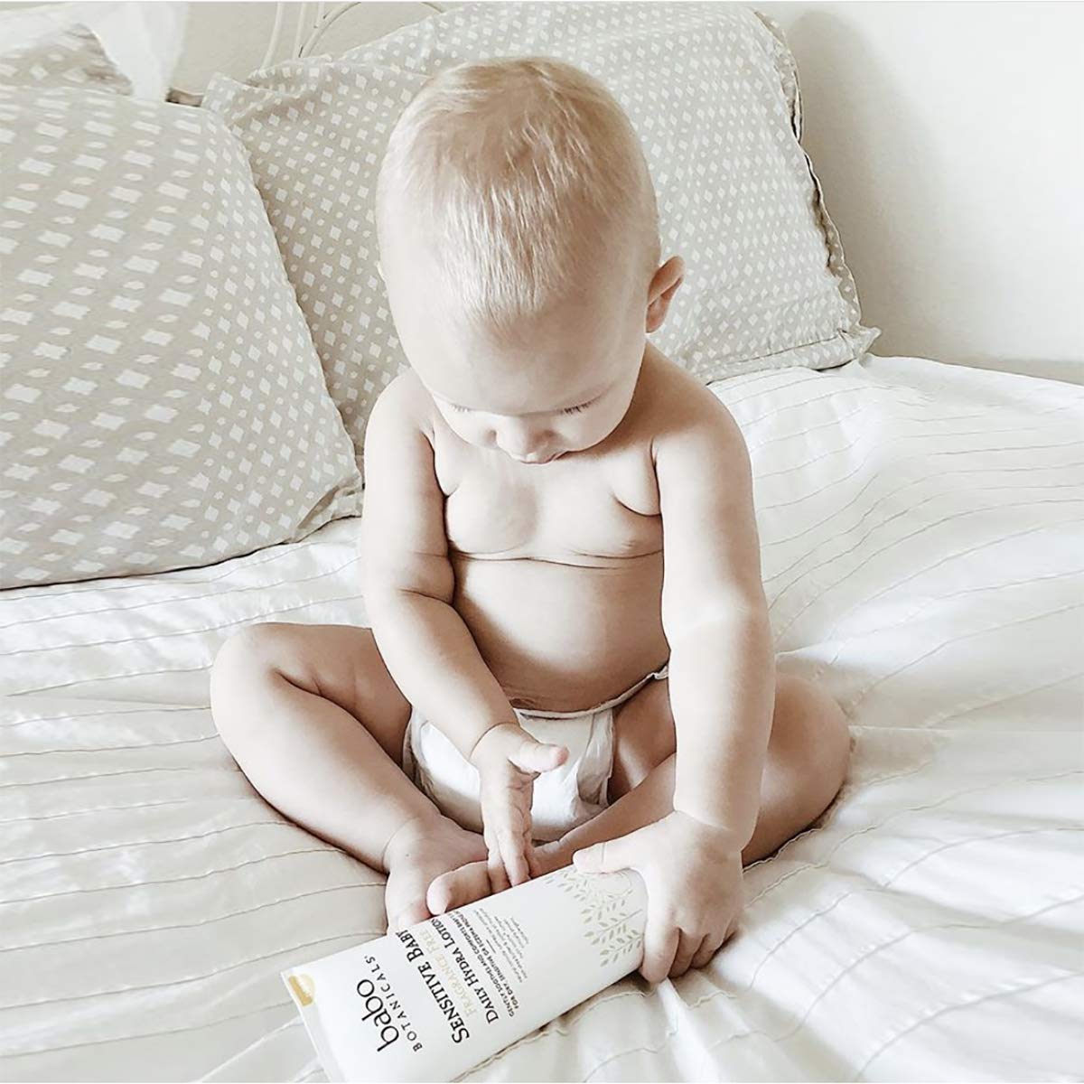 Sensitive Baby Lotion with Shea Jojoba Daily Hydration Care
